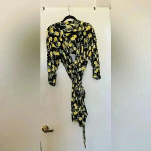 INC Short Black Robe with Lemon Print